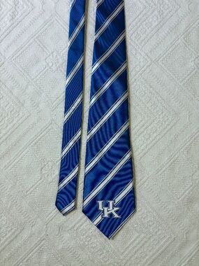Eagles Wings Kentucky Wildcats Mens Silk-Look Polyester Striped Tie